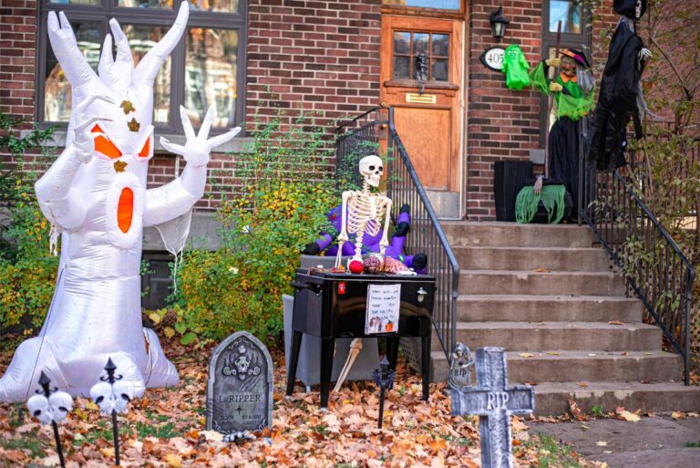 Halloween Garden Party Ideas: Outdoor Themes, Food & Activities